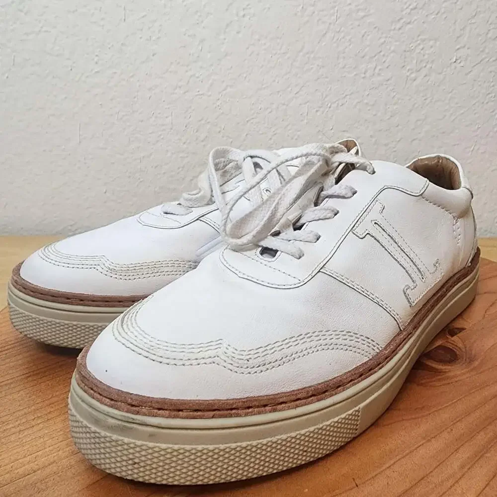 Lucchese 62013 Shoes Womens Size 9 White Leather Handcrafted Low Top Sneakers